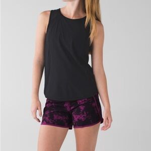 Lululemon Run Times 4-way Stretch Shorts Breezie Regal Plum Black Size 4